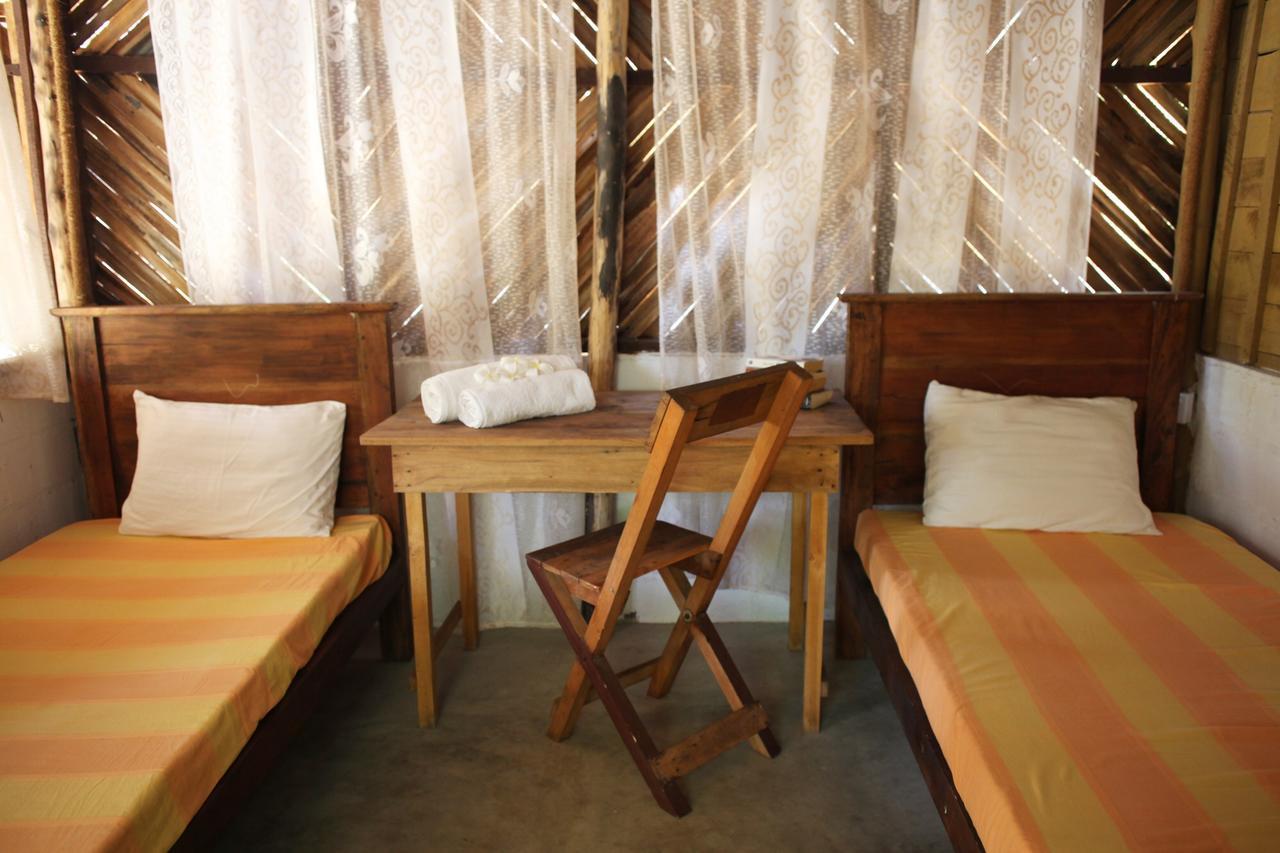 Sun Wind Beach Kalpitiya Kite Resort Bagian luar foto